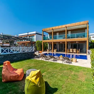 Villa Deluxe Emilie With Private Swimming Pool, Bodrum