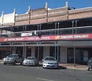 ** Hotel Queens Arms Australia